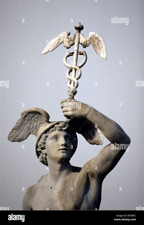 caduceo da apollo ad hermes|caduceus hermes meaning.